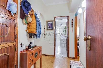 Apartamento T3 à venda na Rua 4 de Outubro