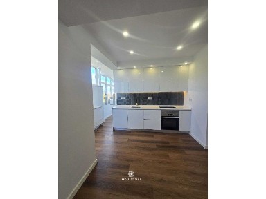 Apartamento T2 à venda na Avenida Alexandre Salles