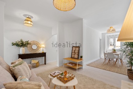 Apartamento T2 à venda na Rua Lopes, 23