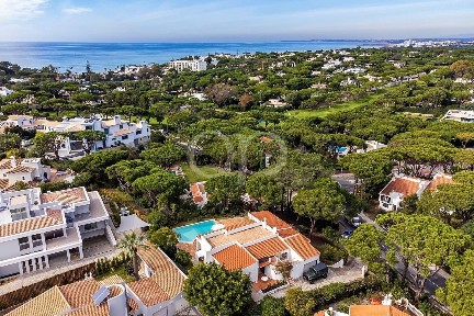 Almancil, Vale do Lobo, Avenida Florida