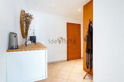 Apartamento T3 à venda na Rua Luís Sá