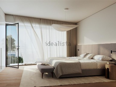 Apartamento T4 à venda na Rua Francisco Stromp, 22