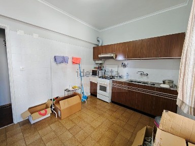 Apartamento T1 à venda na Damaia de Cima