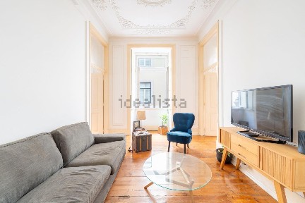 Apartamento T4 à venda na Rua de São Mamede, 21
