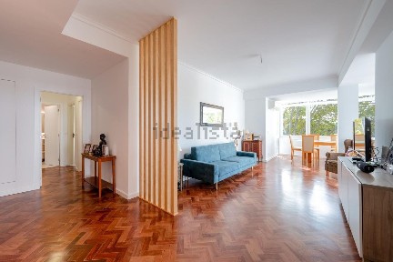 Apartamento T2 à venda na Rua Gonçalves Zarco, 13