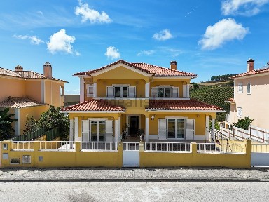 Encarnação, Rua Senhora da Mina, 7