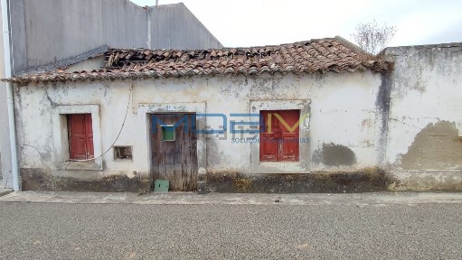 Moradia independente à venda em Vermelha