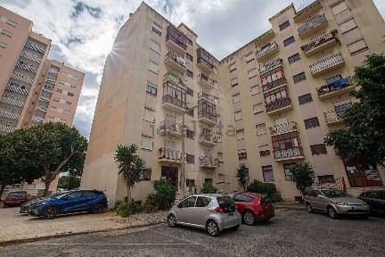 Apartamento T2 à venda na Praceta João Rodrigues Cabrilho