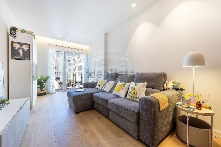 Apartamento T1 à venda na Rua David de Sousa