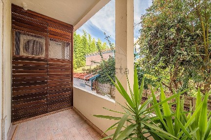 Apartamento T2 à venda na Travessa do Combro