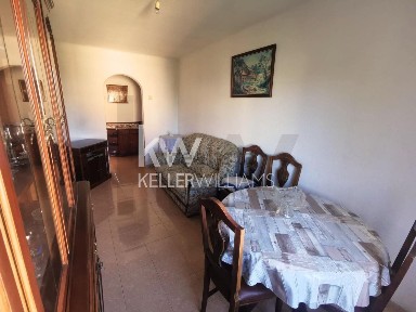 Apartamento T2 à venda na Rua Actriz Adelina Abranches s/n