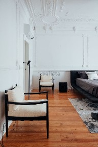 Apartamento T4 à venda na Avenida João Crisóstomo, 18