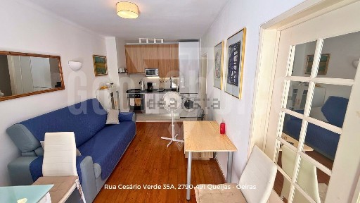 Apartamento T1 à venda na Rua Dom Afonso Henriques, 217