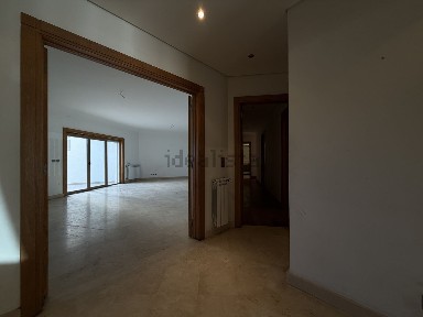 Apartamento T4 à venda na Rua Valentim Henrique