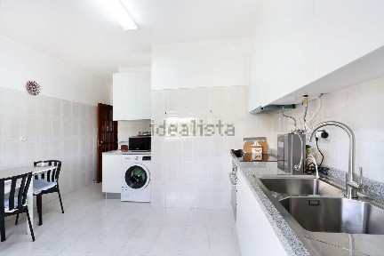 Apartamento T2 à venda na Rua Florbela Espanca, 44