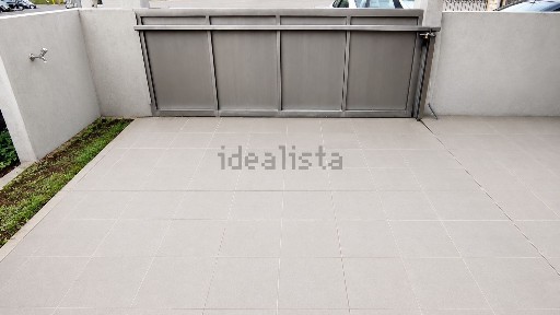 Moradia independente à venda na Rua Navegantes, 23