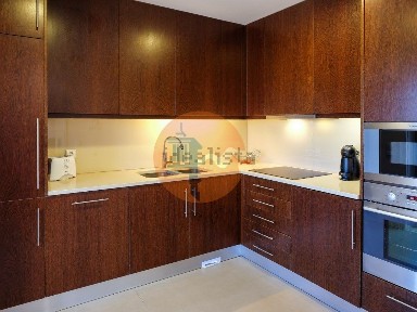Arrendamento de apartamento T2 na Estrada das Antas