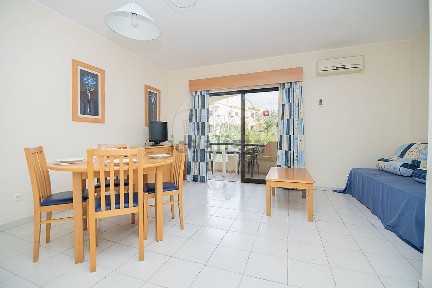 Arrendamento de apartamento T1 na Ladeira de Nora - Vale da Zorra