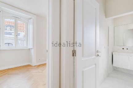Apartamento T3 à venda na Praça 5 Outubro s/n