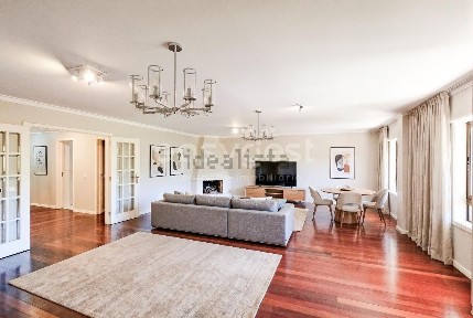 Apartamento T4 à venda na Laranjeiras