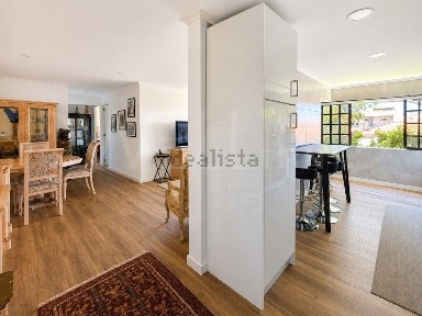 Apartamento T2 à venda na Rua Fernando Pó, 35