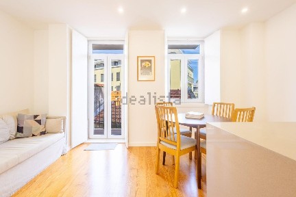 Apartamento T1 à venda na Rua João de Castilho, 15