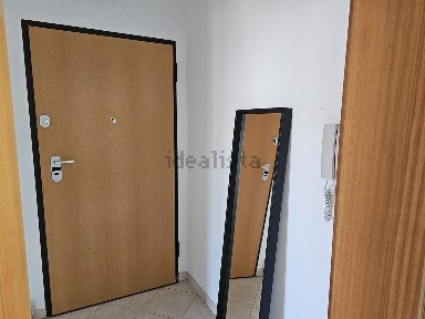 Arrendamento de apartamento T1 na Rua Barão de Alcantarilha