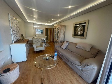 Arrendamento de apartamento T2 na Rua Dom Afonso V