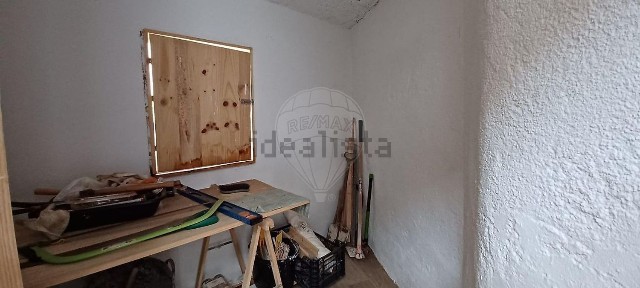 Moradia independente à venda em Alguber