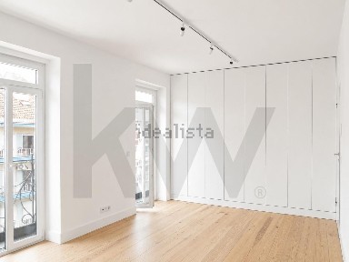 Duplex à venda na Avenida João Crisóstomo