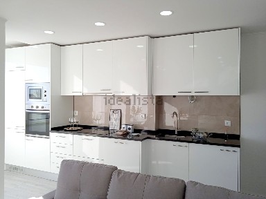 Apartamento T3 à venda na Rua República da Bolívia
