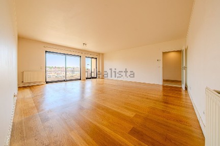 Apartamento T3 à venda na Rua Fernando Curado Ribeiro
