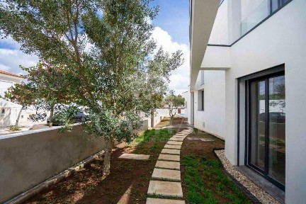 Casa ou moradia à venda na Rua Espinhal, 11
