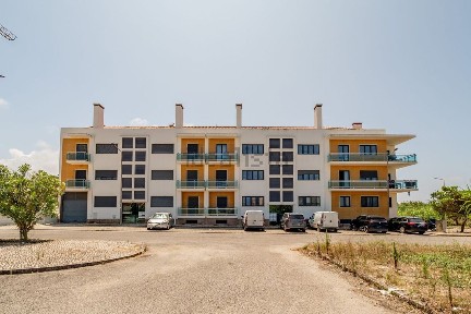 Apartamento T4 à venda na Rua Astrolábio