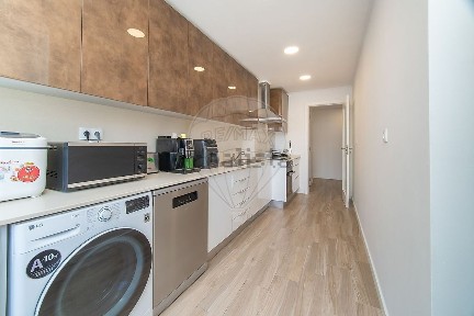 Apartamento T2 à venda na Praça de Espanha - Sete Rios
