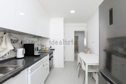 Apartamento T1 à venda na Praceta Rogério Paulo