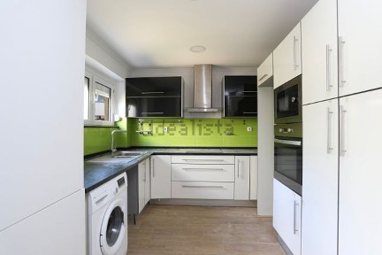 Apartamento T1 à venda na Rua Almeida Garrett