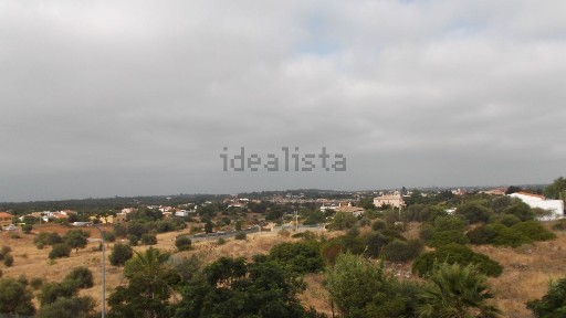 Arrendamento de apartamento T2 na Rua Salgueiro Maia