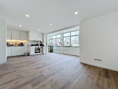 Apartamento T2 à venda na Rua Mestre António Martins