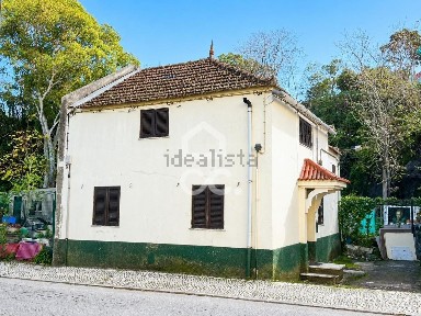 Moradia independente à venda no Bairro da Serafina