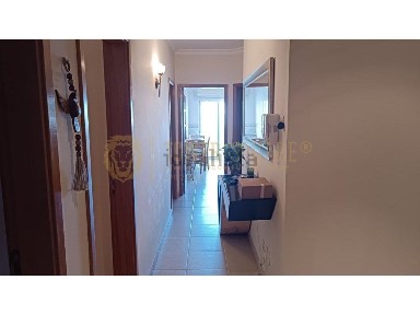 Arrendamento de apartamento T2 na Rua da Paz