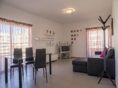 Arrendamento de apartamento T1 na Rua dos Três Castelos