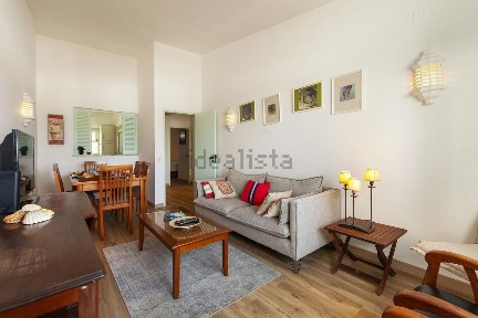 Arrendamento de apartamento T2 no Beco da Guarda