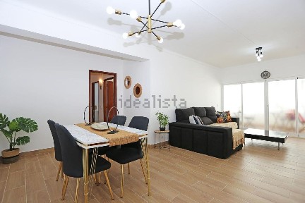 Arrendamento de apartamento T2 na Rua de Angola