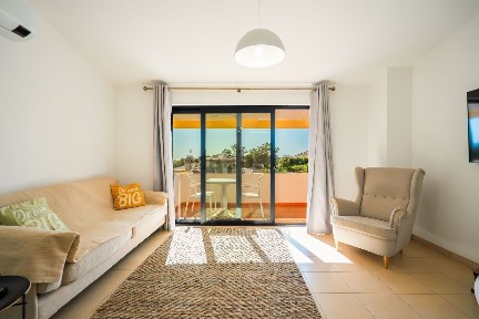 Arrendamento de apartamento T2 na Quinta do Lago - Pinheiros Altos