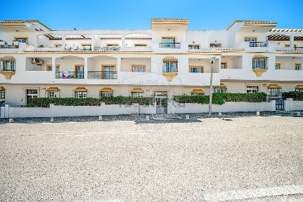 Arrendamento de apartamento T2 na Rua da Dinamarca