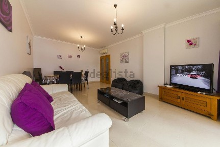 Arrendamento de apartamento T2 na Rua Convento de São Francisco