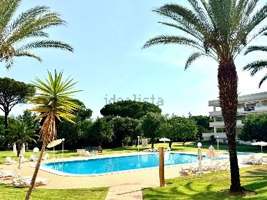 Arrendamento de apartamento T1 no Caminho das Alfarrobeiras, 5