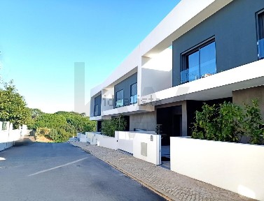 Loures, Fanqueiro - Bairro da Milharada, Rua Marechal Craveiro Lopes s/n