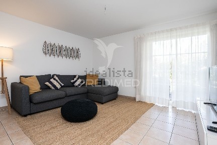 Arrendamento de apartamento T2 na Rua Pedro Nunes